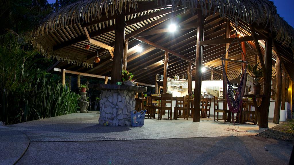 Hotel Suizo Loco Lodge&Resort Cahuita Esterno foto