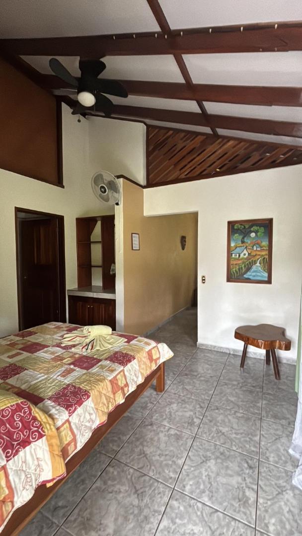 Hotel Suizo Loco Lodge&Resort Cahuita Esterno foto