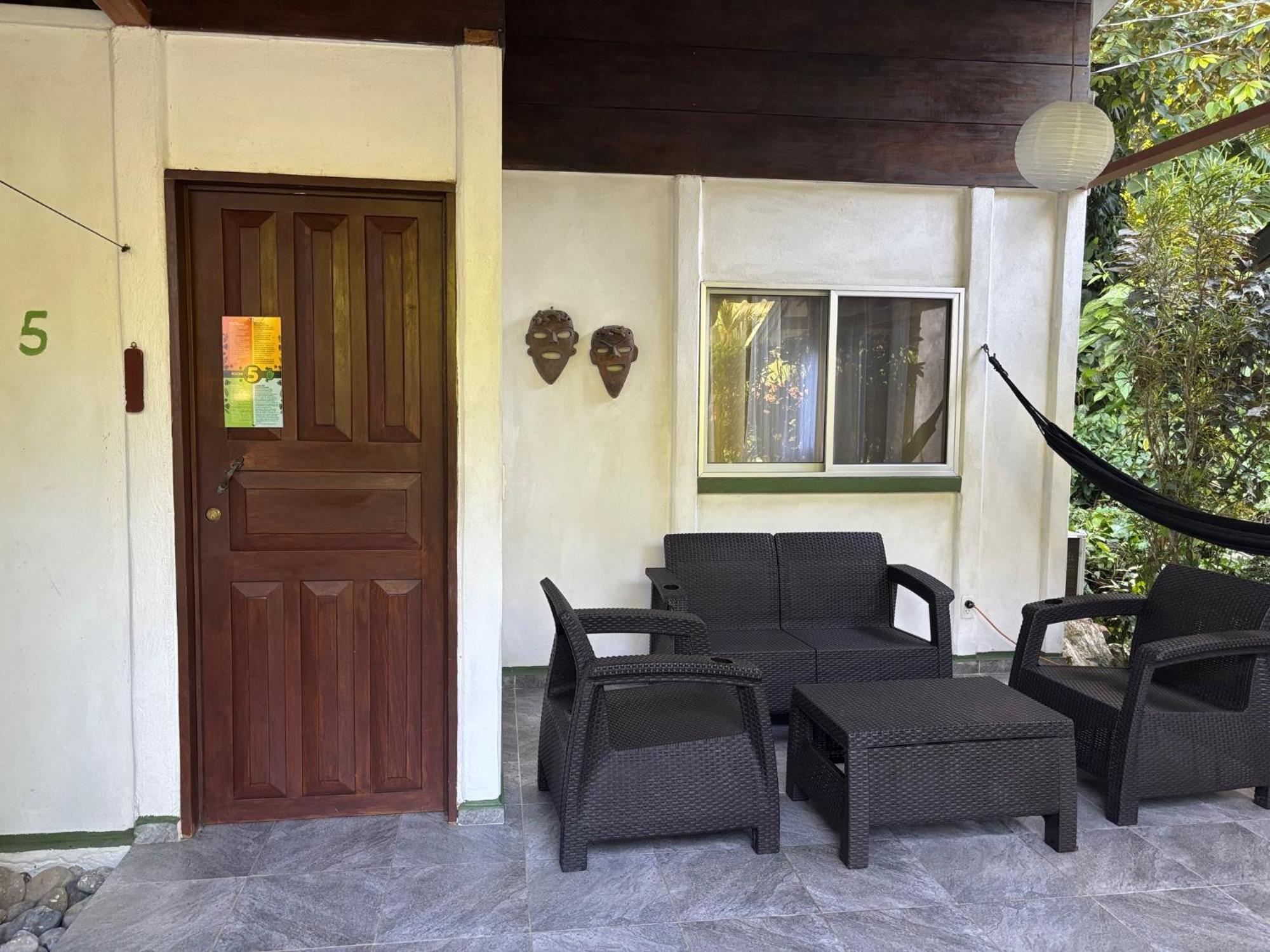 Hotel Suizo Loco Lodge&Resort Cahuita Esterno foto
