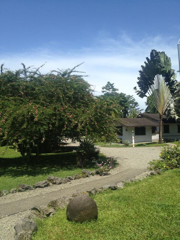 Hotel Suizo Loco Lodge&Resort Cahuita Esterno foto