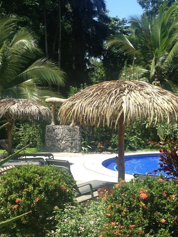 Hotel Suizo Loco Lodge&Resort Cahuita Esterno foto