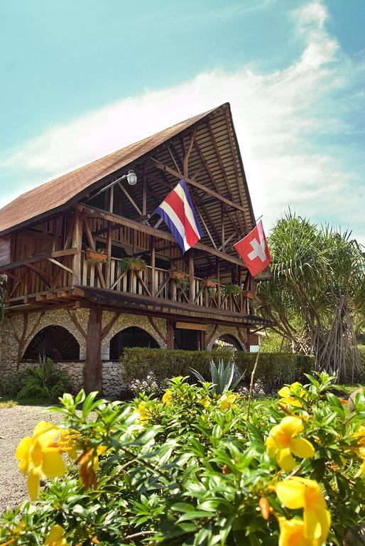 Hotel Suizo Loco Lodge&Resort Cahuita Esterno foto
